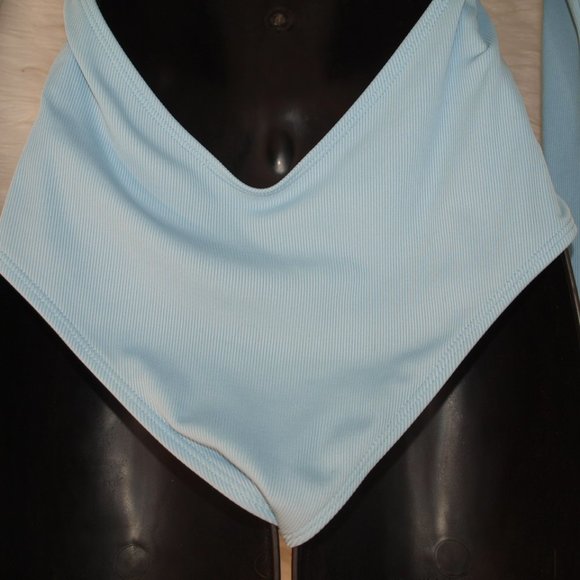 LT Blue BODYSUIT BY SHEIN SIZE L Open Back Front Cutout USED ONCE FOR PHOTOSHOOT - Picture 4 of 7